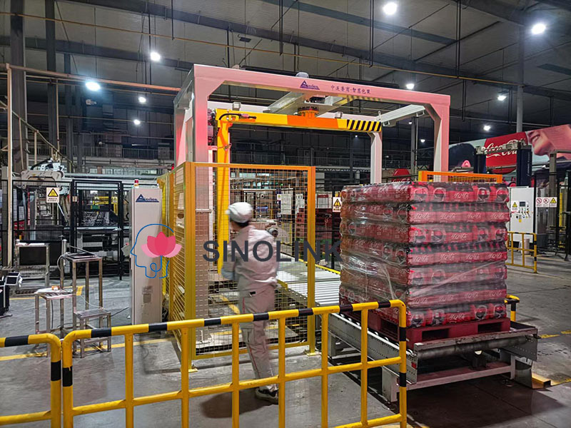 全自动旋转臂拉伸包装机