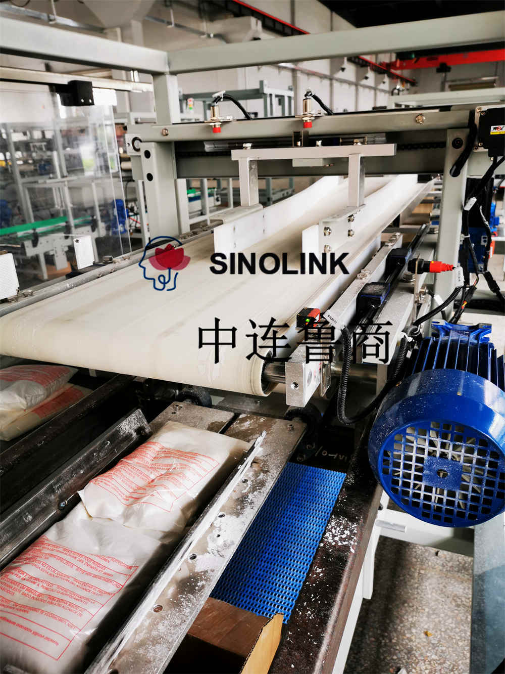 跳入案例包装工全自动纸箱货物包装机