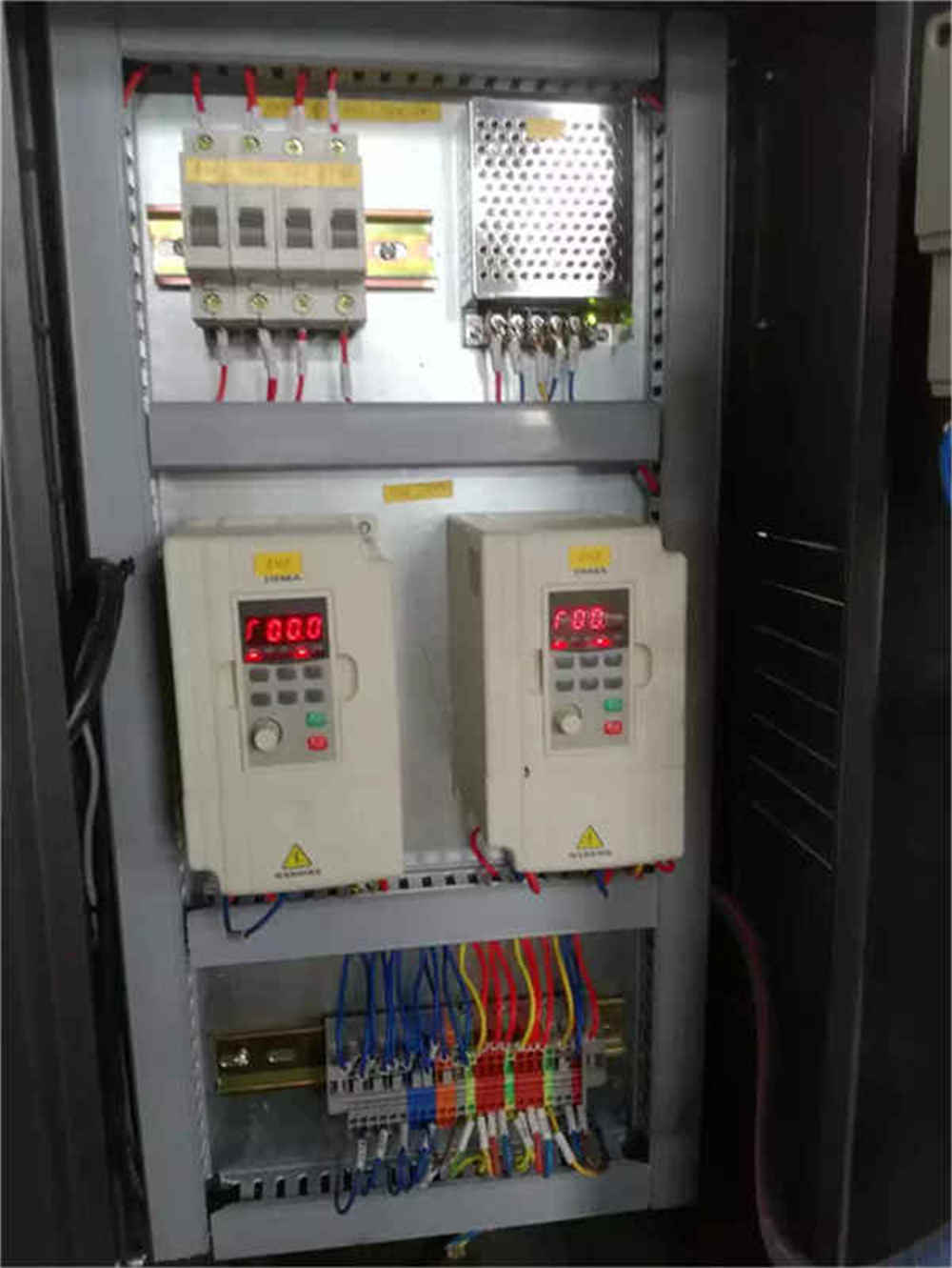 预拉伸滴灌带圆筒型缠绕膜