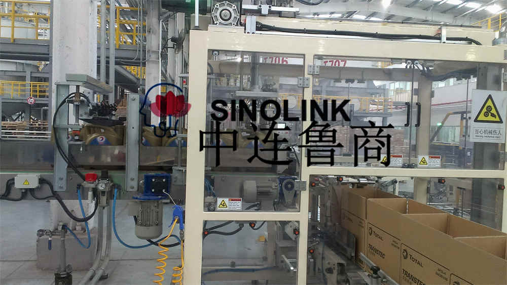 跳入案例包装工全自动纸箱货物包装机