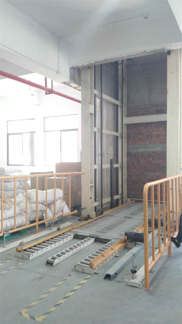 全自动无人往复垂直提升输送机