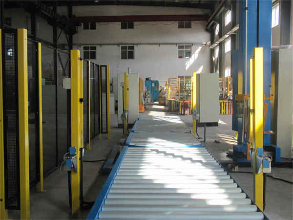 ZL1800FZ-PL 转臂拉伸膜包装机