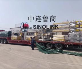 为客户运送三辆拖车的货物