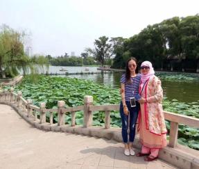 孟加拉国客户签订20台自动托盘包装机订购协议