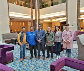 孟加拉国客户签订60台自动升降平台1订购协议