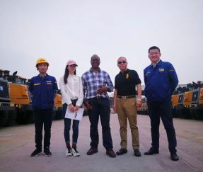 津巴布韦客户，协助客户签订2018年一批工程机械订单协议