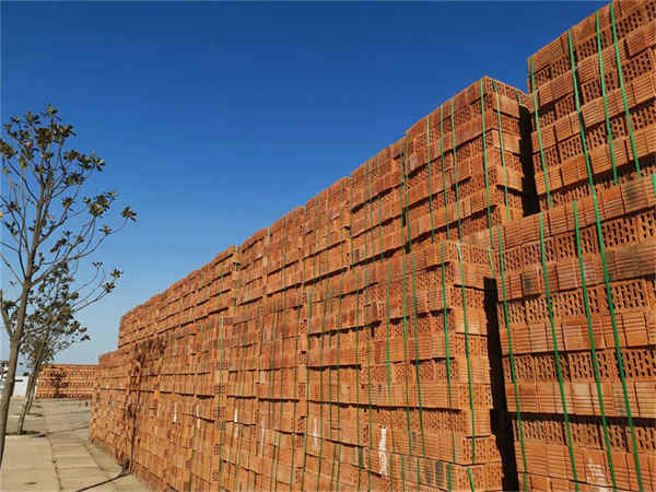 Strapping Machine Using PP Packing Tape Strapping Machine Using PP Packing Tape