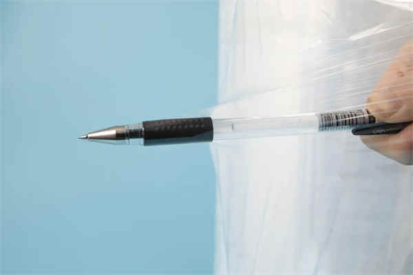 wrapping machine using film wrapping machine using film