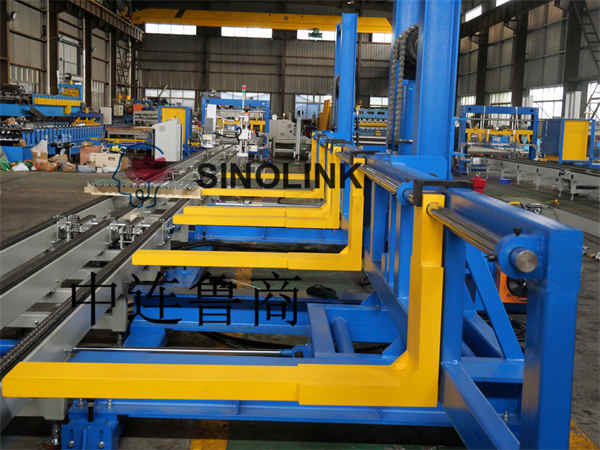 Full Automatic Color Steel Tile(Profile Plate) Building Materials Or Pallet Goods Palletizer/Stacker Full Automatic Color Steel Tile(Profile Plate) Building Materials Or Pallet Goods Palletizer/Stacker