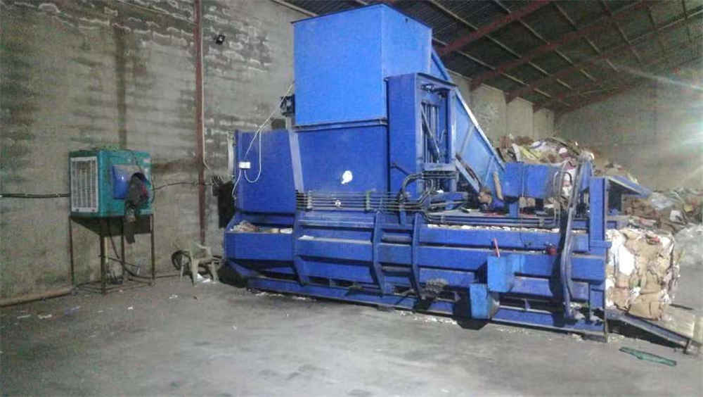 Fully Automatic Hydraulic Baler Machine Fully Automatic Hydraulic Baler Machine