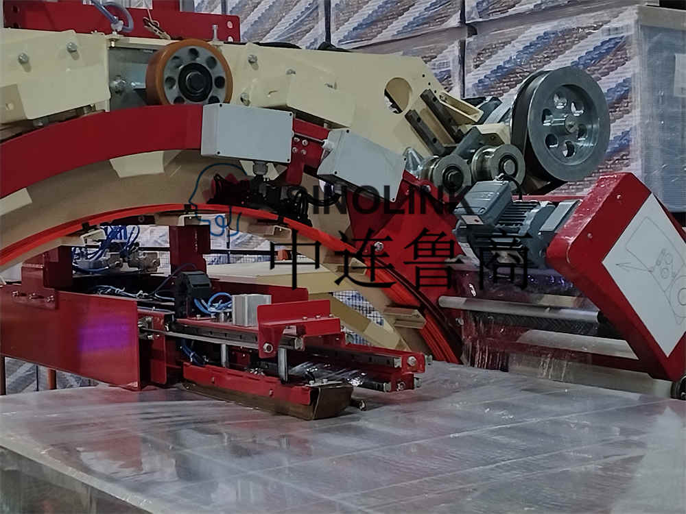 自动六面预紧式包裹机，用于板块建筑材料